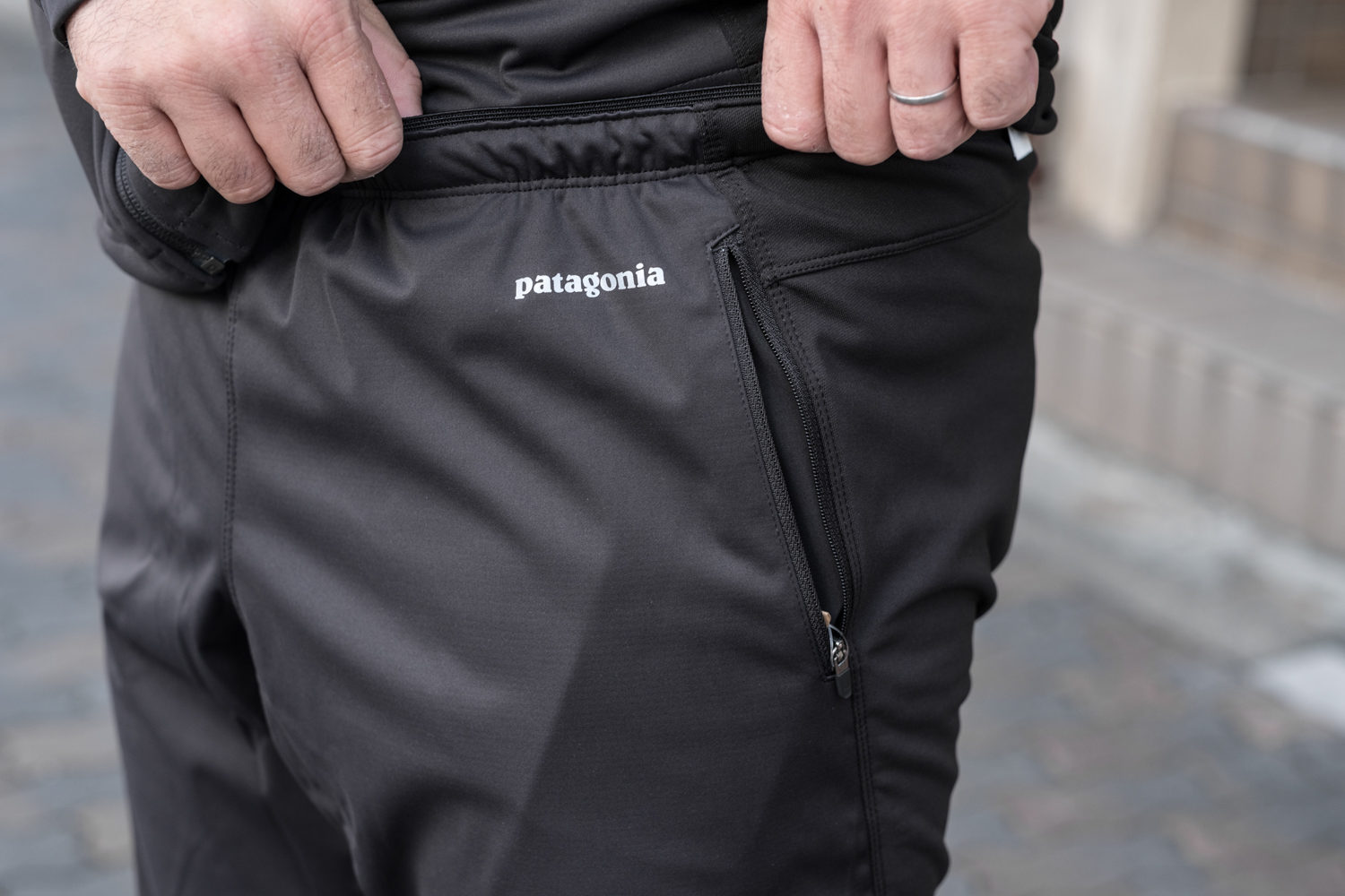 Run & Ride Patagonia wind Shield | Circles／名古屋の自転車屋サークルズ