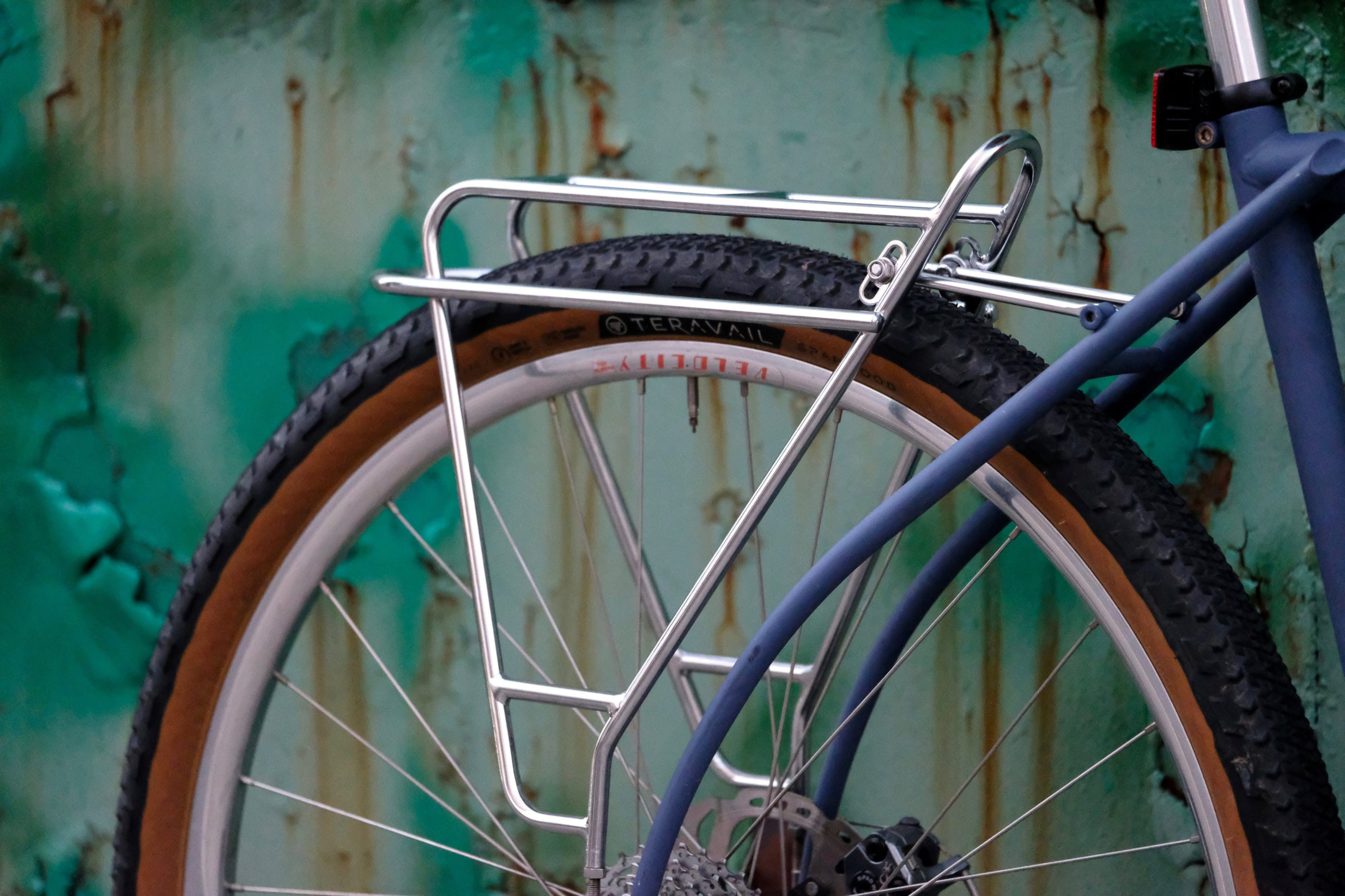 【In stock info / 入荷情報】軽くて、丈夫、 そして美しい。On The Road Rack / Half Moon Rack ...