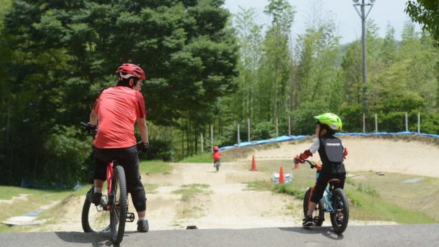 【初めての自転車】子供も親も根気が大事 – 親子で自転車を楽しむには？