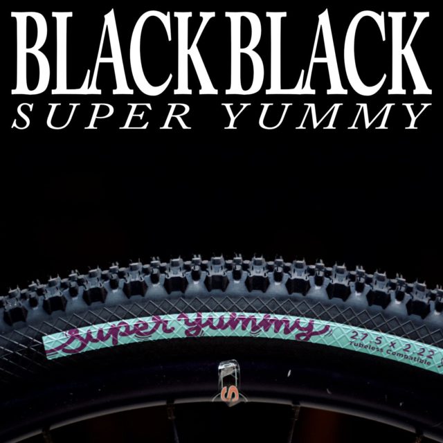 SimWorksからスーパーヤミーのブラック×ブラックが新登場！