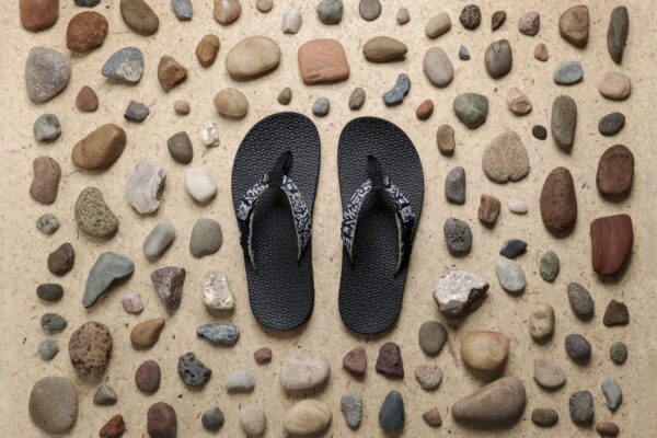 【新製品】BEDROCK SANDALS / Rockhound Sandals